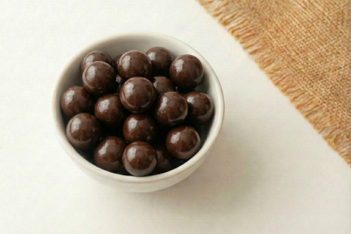 Almendra con chocolate sin azúcar. Compra tus snacks favoritos a granel. 