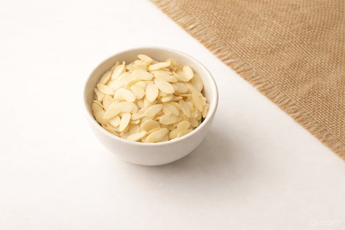 Almendra fileteada a granel. Visita nuestra tienda en línea y disfruta de sus beneficios. 