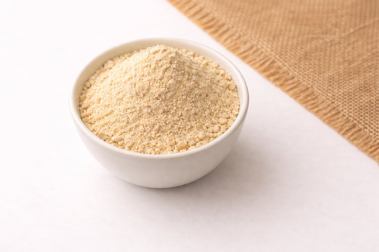 Harina de almendra a granel. Ideal para tus recetas. Visita nuestra tienda en línea. 